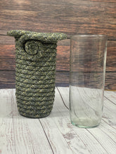 Load image into Gallery viewer, Vase - Dark Green