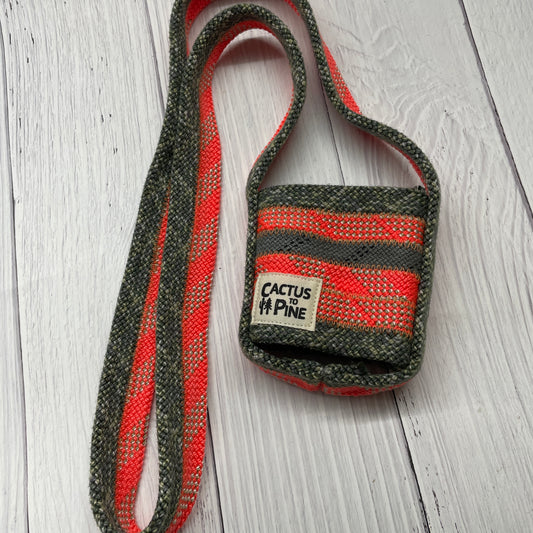 Cruzie | Gray Green & Orange