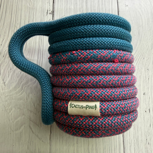 Berries Jubilee Middle Mark | Standard Can Cozie